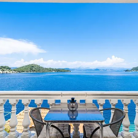 Spacious Family * Sobra