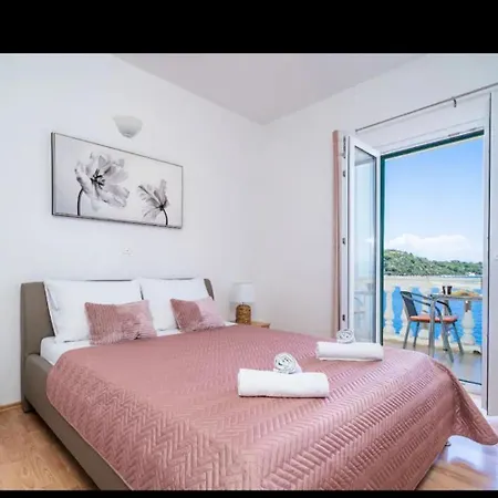 Διαμέρισμα Spacious Family Sobra