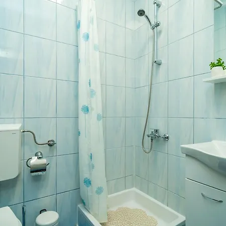 Spacious Family Appartement Sobra